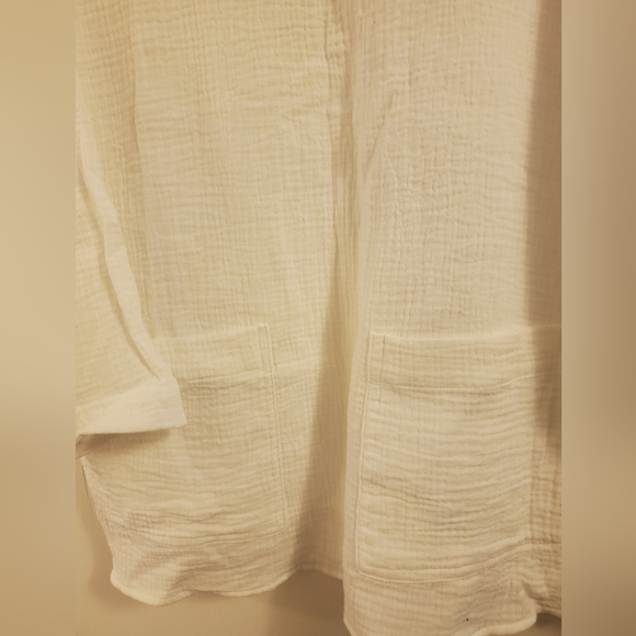 White blouse/cover up NWT - Picture 4 of 4